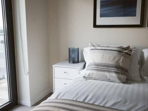 Apartamento Pass The Keys Lovely 2-bed Glasgow Harbour With Parking And Views