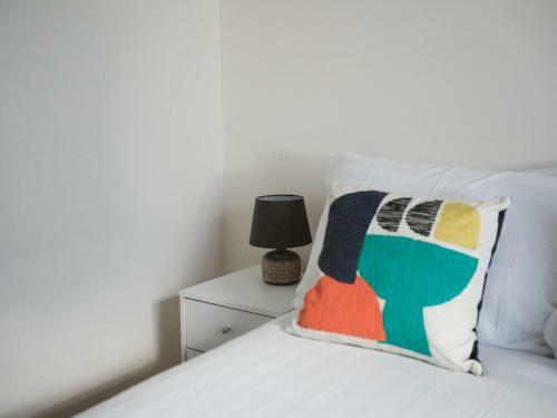 Apartamento Pass The Keys Lovely 2-bed Glasgow Harbour With Parking And Views
