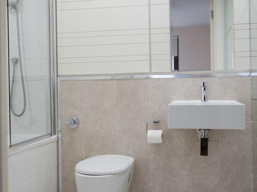 Apartamento Pass The Keys Lovely 2-bed Glasgow Harbour With Parking And Views