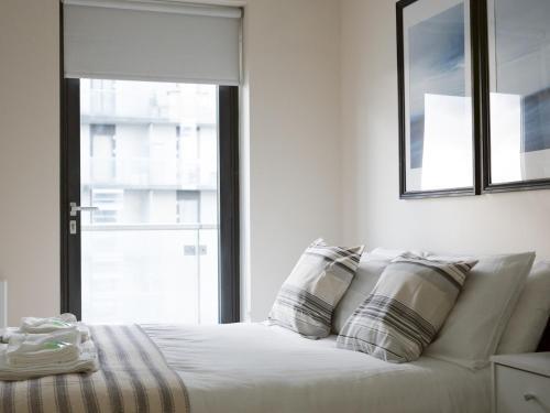 Apartamento Pass The Keys Lovely 2-bed Glasgow Harbour With Parking And Views