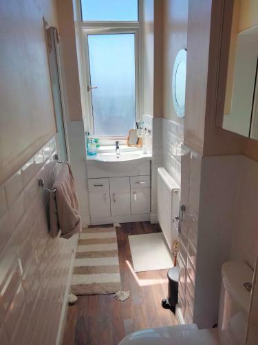 Apartamento Spacious Flat In Bridgeton, Glasgow