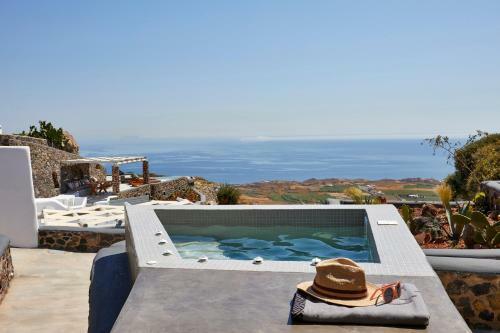 Villa El Verano Suites