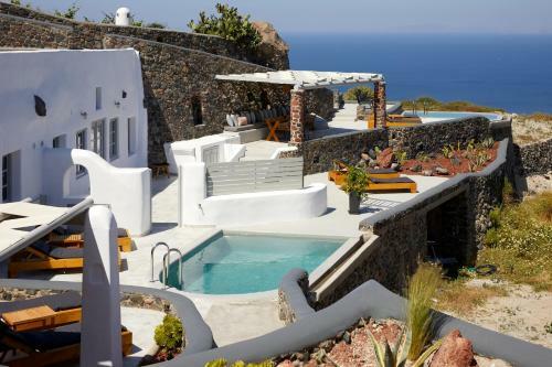 Villa El Verano Suites