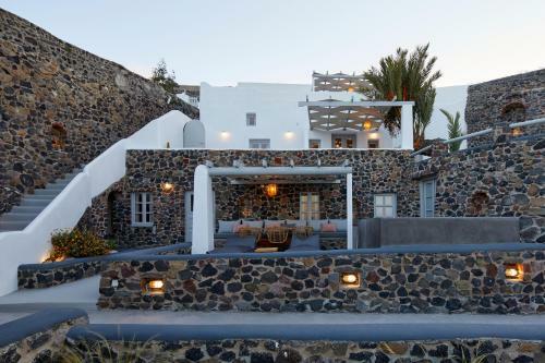 Villa El Verano Suites