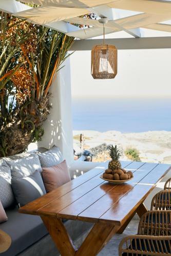 Villa El Verano Suites