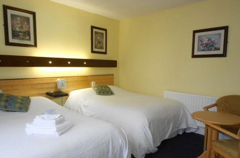 Ashley Hotel