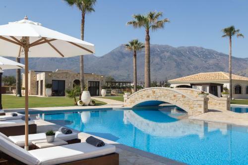 Villa Paralia Beachfront Residence
