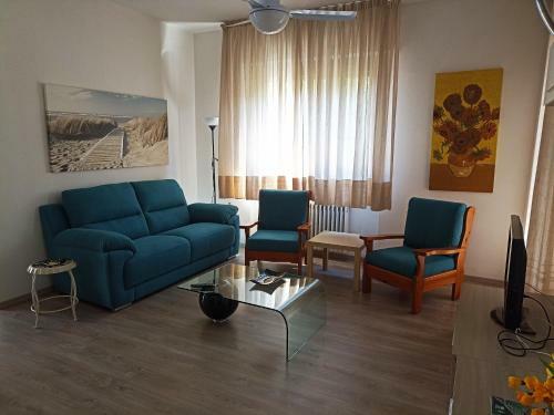 Lori's Holiday Apartment