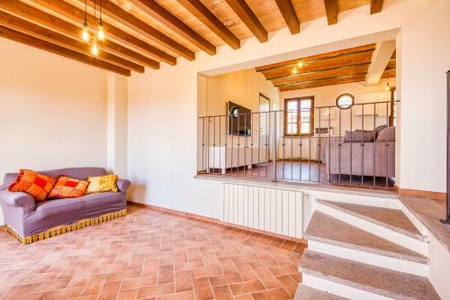 Apartamento Bright Apt With Terrace And Shared Pool