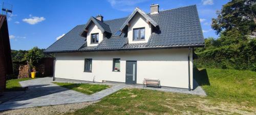Apartamento Noclegi Przystanek Solina 667-528-284