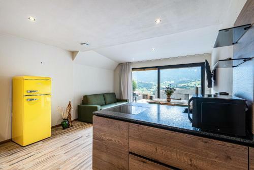 Aumia Apartment Opal