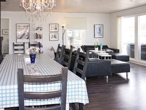 Holiday Home K�pingsvik VI