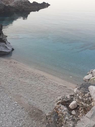 Limnionas Sunview