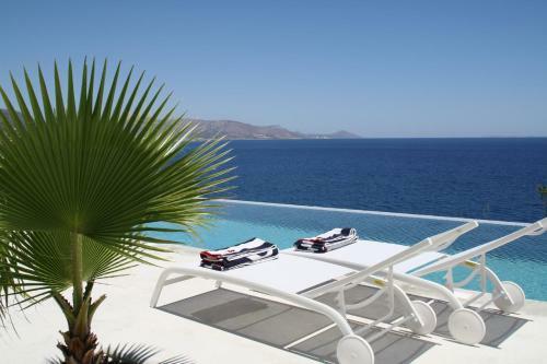 Villa Kuro Beach House