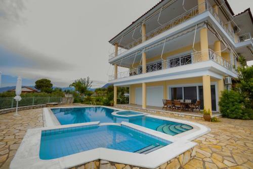Apartamento Pano's House