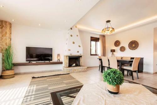 Villa Maribia With Private Pool