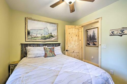 Apartamento Rustic Condo Fireplace, 2 Mi To State Park!