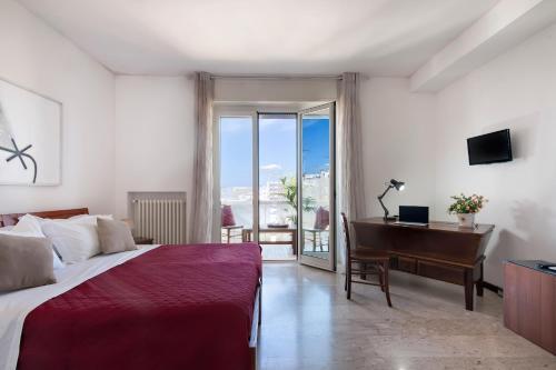 Apartamento Via Del Mare Rooms