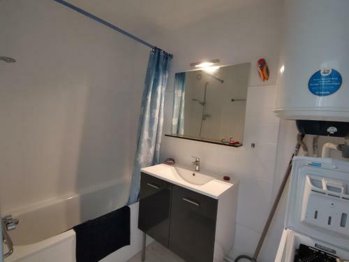 Apartamento Etoile D'azur T2, Dans Une R�sidence Avec Piscine.