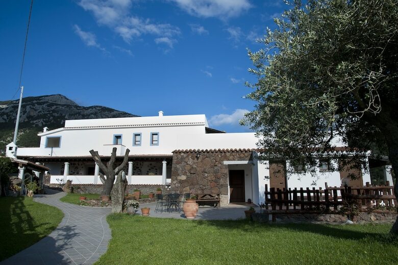 Hotel Di Turismo Rurale Belvedere Pradonos