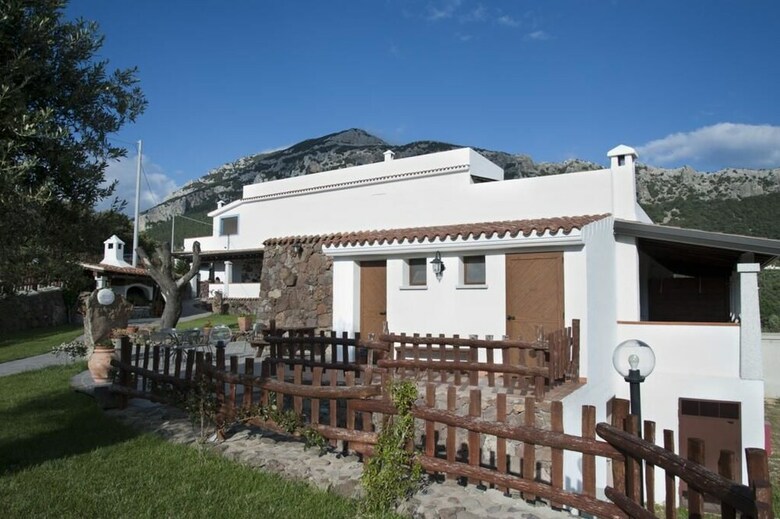 Hotel Di Turismo Rurale Belvedere Pradonos