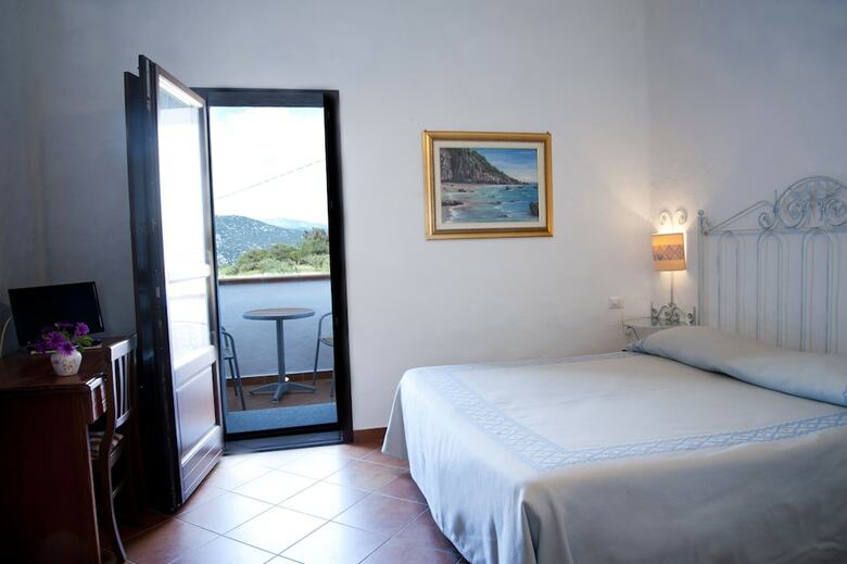 Hotel Di Turismo Rurale Belvedere Pradonos