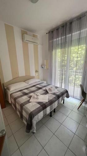Easy Hotel