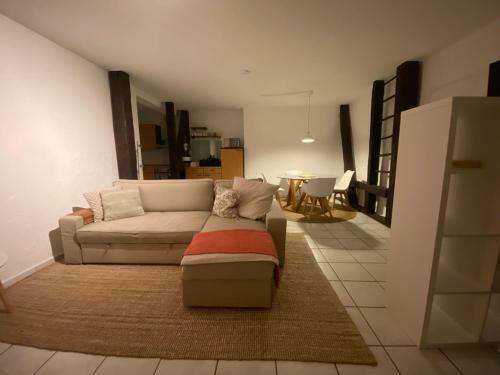 Apartamento Landmarked Courtyard / Central / Trade Fair