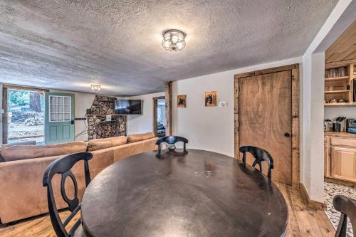 Evolve Ruidoso Mtn Hideout With Hot Tub And Deck!