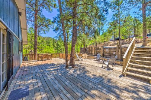 Relaxing Ruidoso Getaway With Spacious Deck!