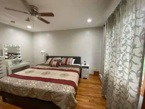 Beautiful 4 Bedroom House With Pool