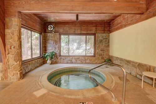 2br Beachfront Condo Pools Hottub Views