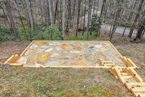Creekside Cottage