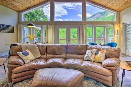 Unique Chimney Rock Home With Breathtaking View