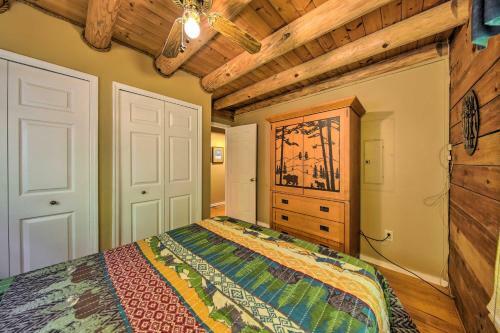 Lush Marble Cabin With Deck, Fire Pit And Grill!