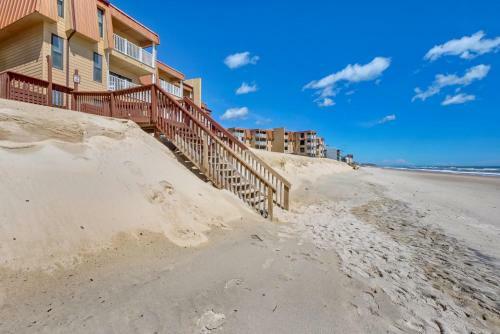 Apartamento 2br 1ba Beachfront Condo Pool Views Sleeps 4
