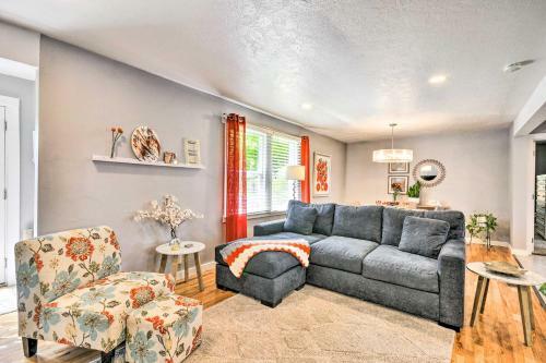 Charming Beaverton Home, Backyard With Fire Pit