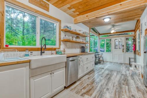 Foxberry Hideaway