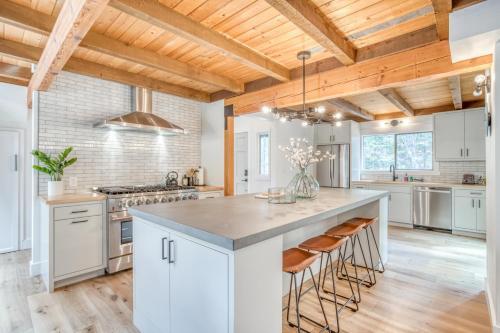 Spring Home 42
