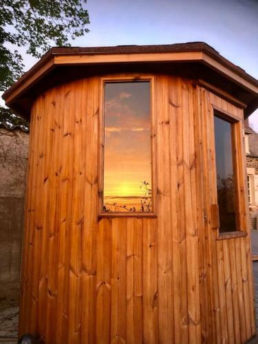 Villa Cottage With Hot Tube & Private Sauna With Panoramic View