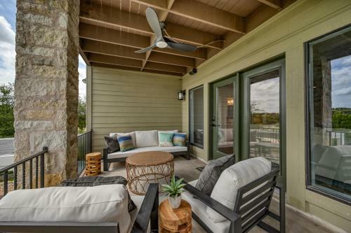 Luxury Lakefront Home-private Dock - Dipping Pool!