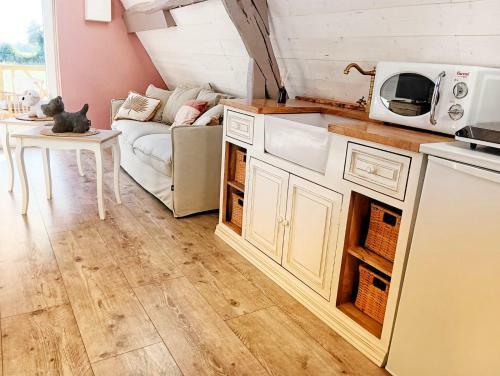 Studio De Charme Avec Spa Terrasse Et Jardin Priv�