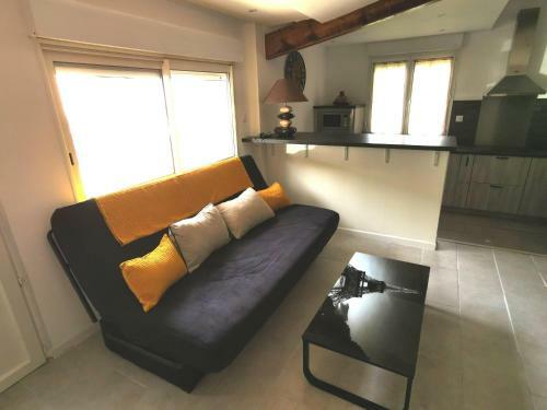 Maison De Village Proche Commodit�s
