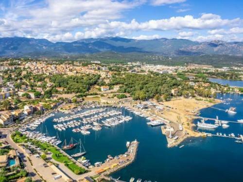 Apartamento Studio Porto-vecchio, 1 Pi�ce, 4 Personnes - Fr-1-62-167