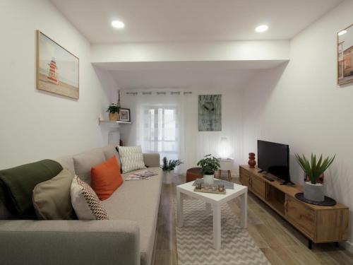 G�te Blaye, 3 Pi�ces, 4 Personnes - Fr-1-440-428