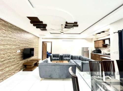 Luxury Executive 2bedroom Apartment Convenient And Nice Location