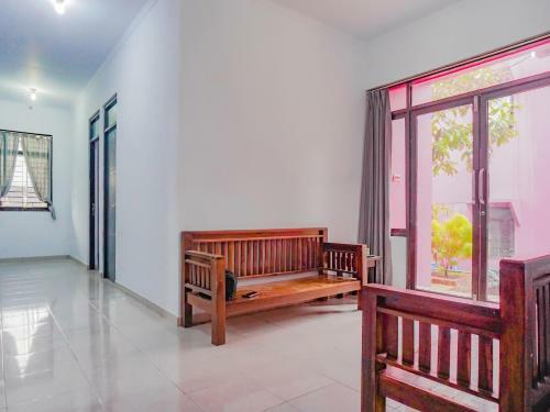 Hotel Zleepy Wisma Khazri Near Ipb Redpartner