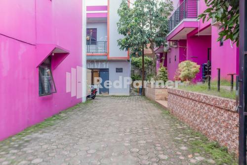 Hotel Zleepy Wisma Khazri Near Ipb Redpartner