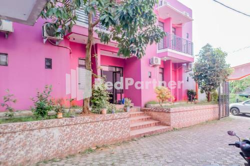 Hotel Zleepy Wisma Khazri Near Ipb Redpartner