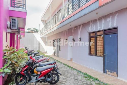 Hotel Zleepy Wisma Khazri Near Ipb Redpartner